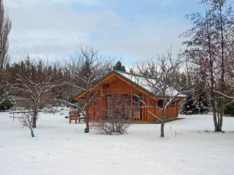 Central Chalets Ltd Александра Екстериор снимка